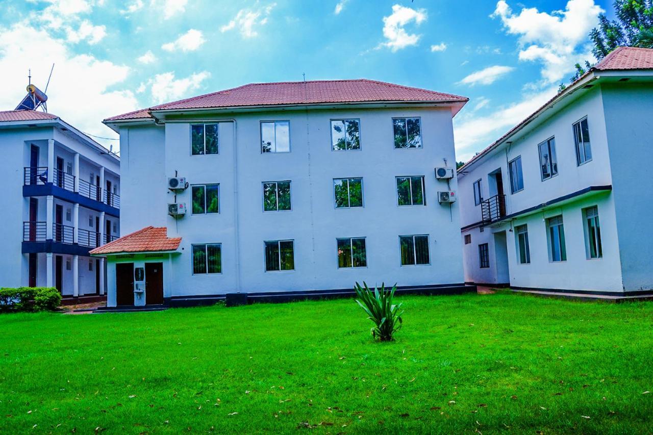 Bilkon Hotel ג'ינג'ה מראה חיצוני תמונה